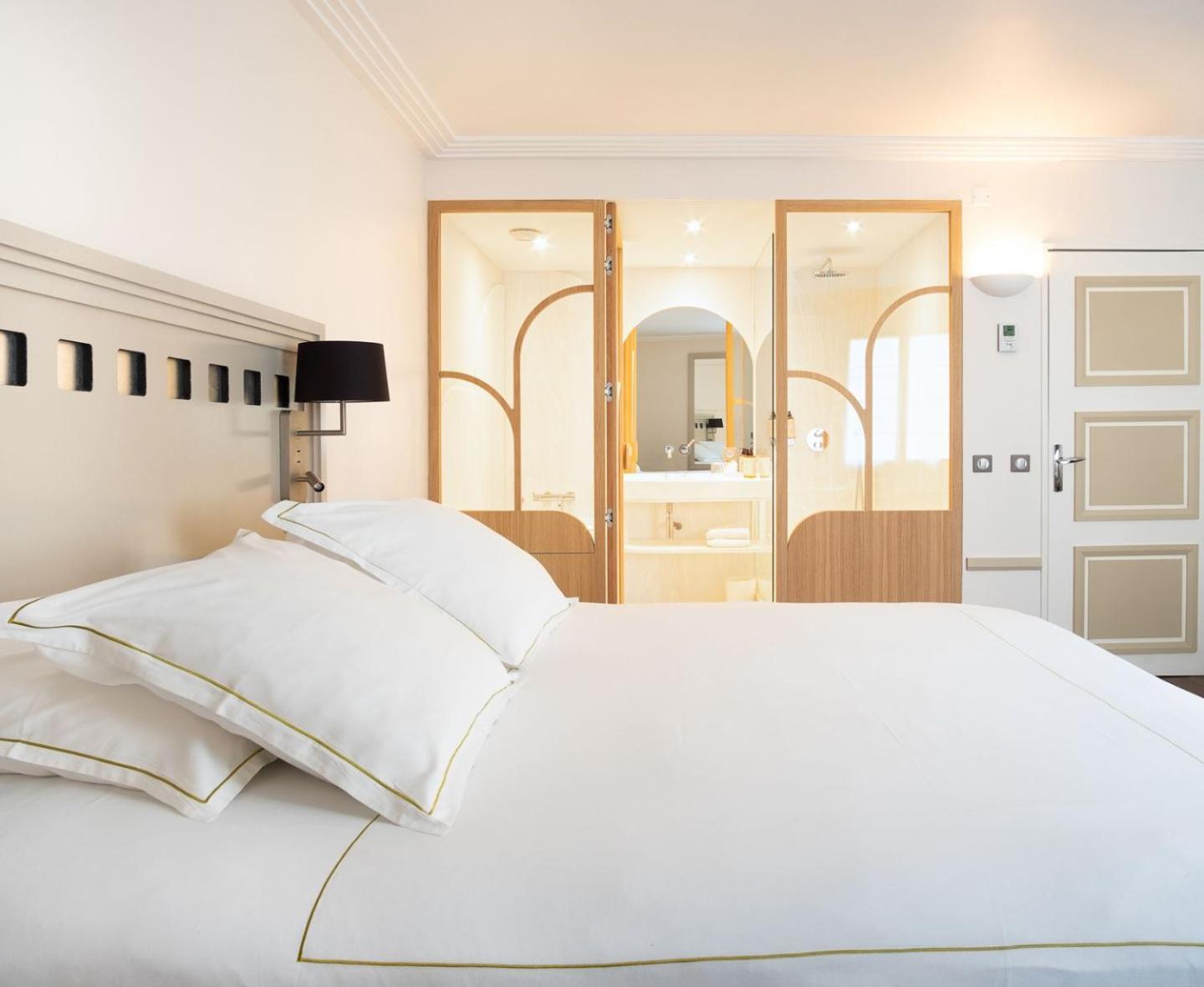 Deluxe Family Suite