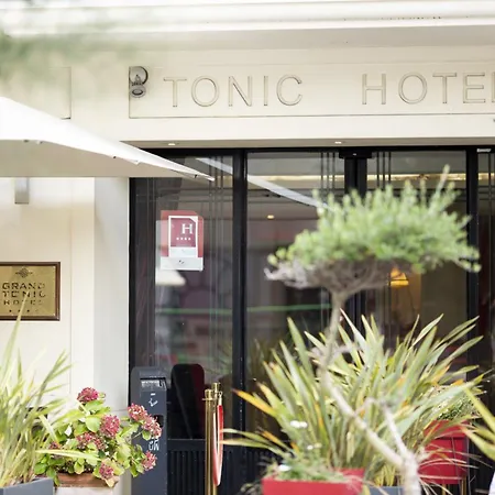Grand Tonic Hotel & Spa Nuxe-3